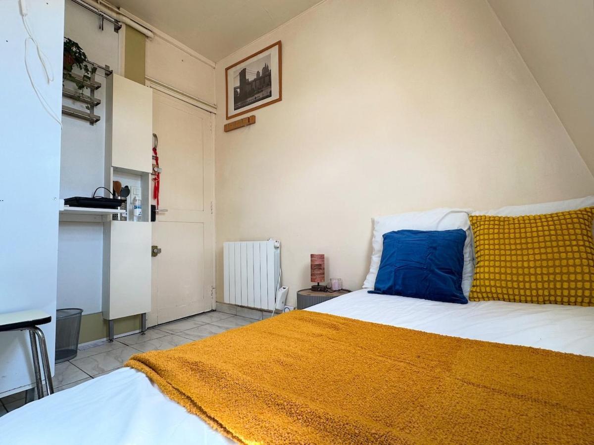 Apartment Charming In Near The Seine N1-242 Paris